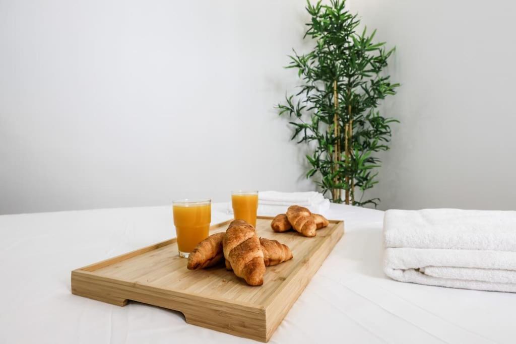 Luxe Apartment In Tetuan Madrid Exterior foto